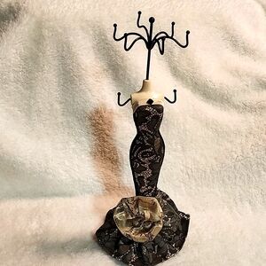 Elegant Dressform Jewlery Holder
